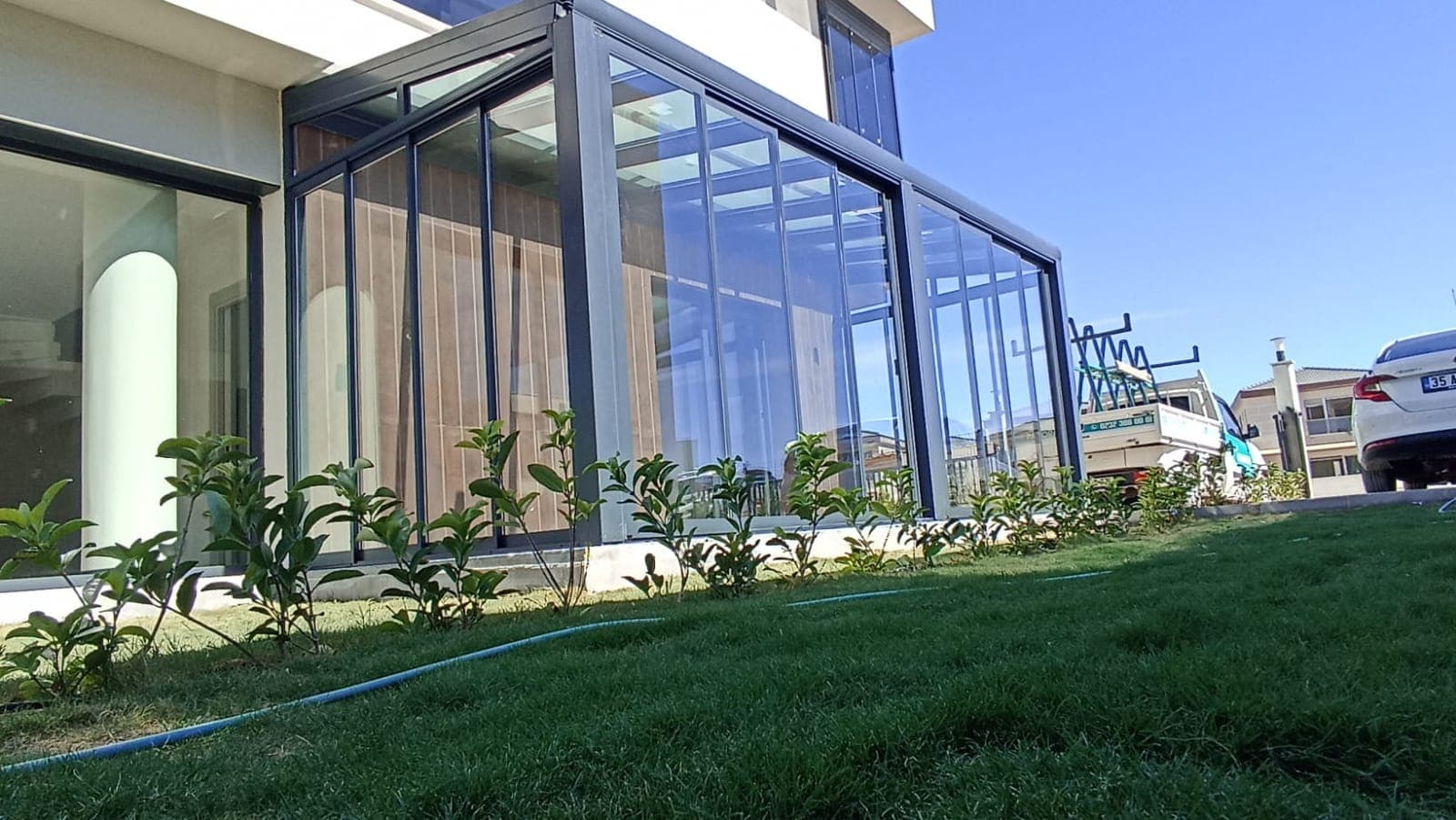 BRK Cam Balkon — tamamlanan cam balkon / pergola uygulaması 13