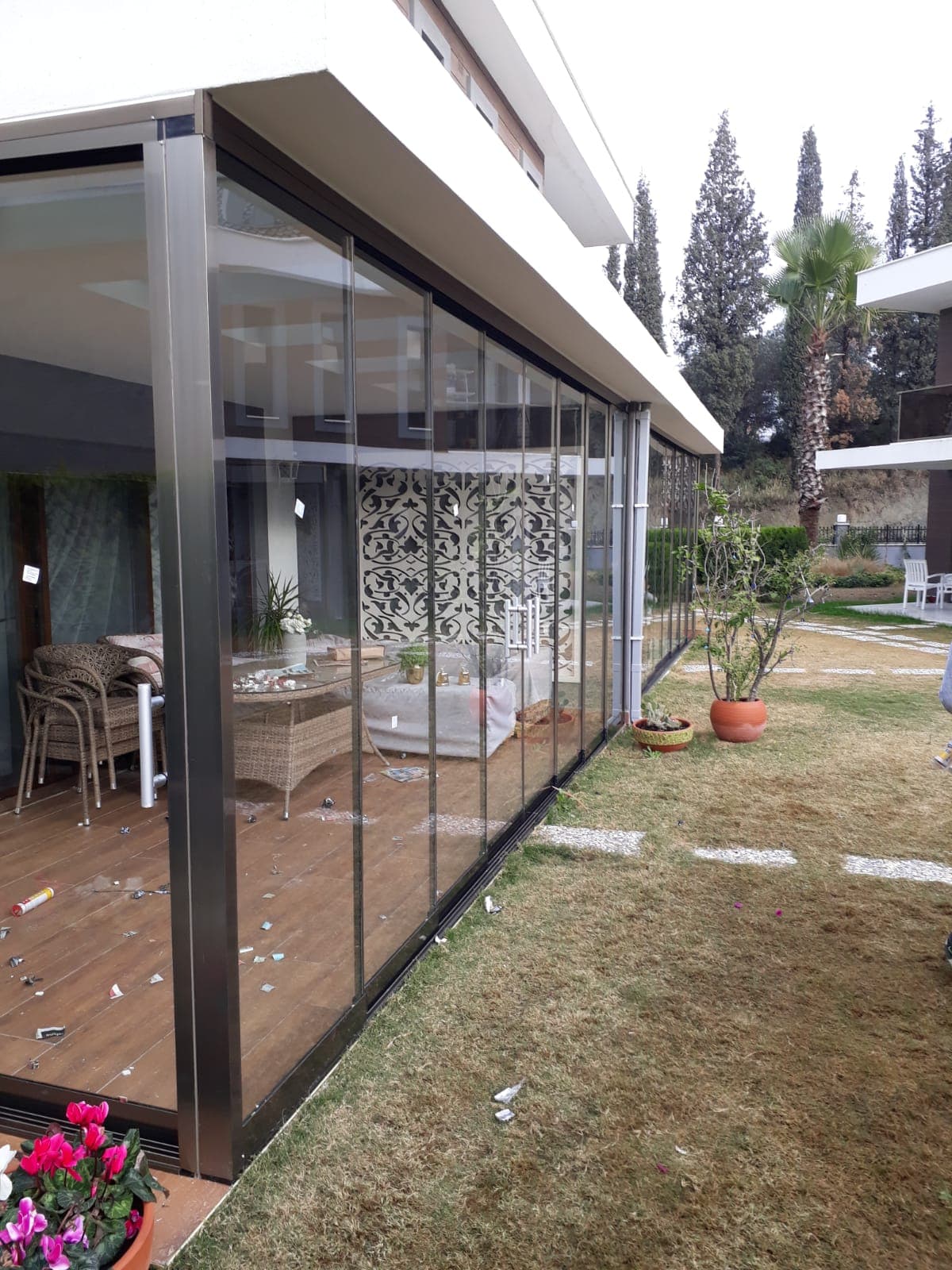 BRK Cam Balkon — tamamlanan cam balkon / pergola uygulaması 29
